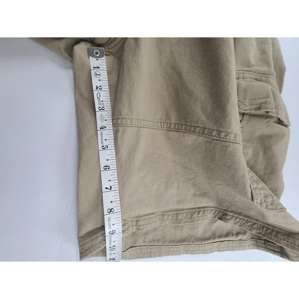 Wrangler Cargo Shorts Mens 44 Khaki Relaxed Fit Tech Pockets Utility Workwear